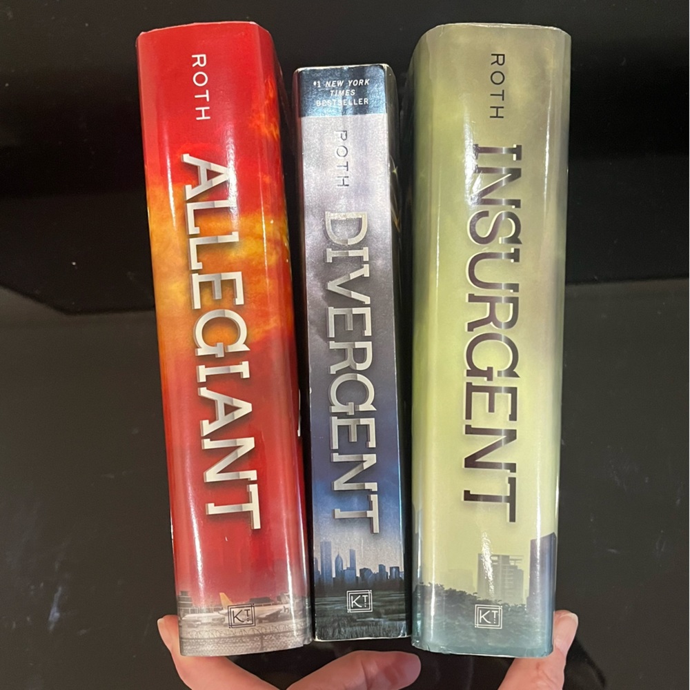 Divergent, Insurgent, Allegiant Books